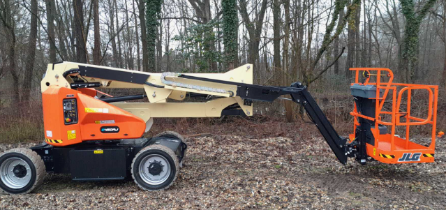 Podnośnik teleskopowy elektryczny 16m - Zdjęcie